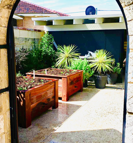 edible garden design